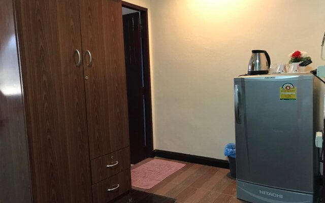 Taphouse Guest House