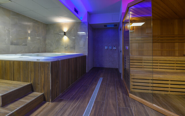 Hotel Rivus
