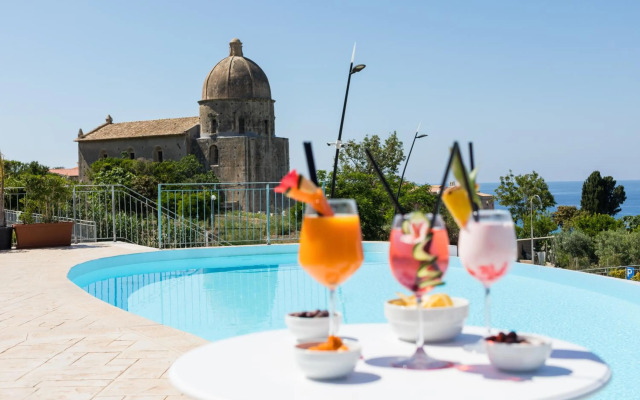Sentido Michelizia Tropea Resort