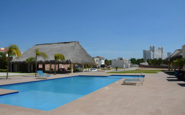 Brujas Tower Beach Resort