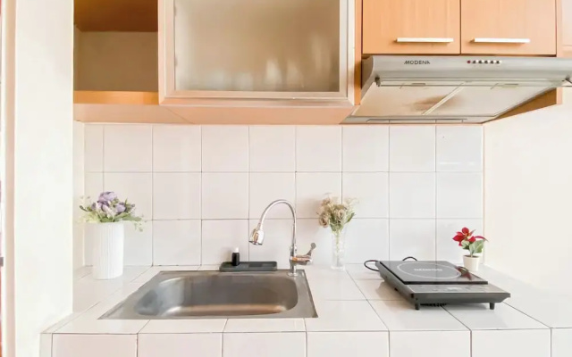 Studio At Apartment Margonda Residence 2 Near Ui