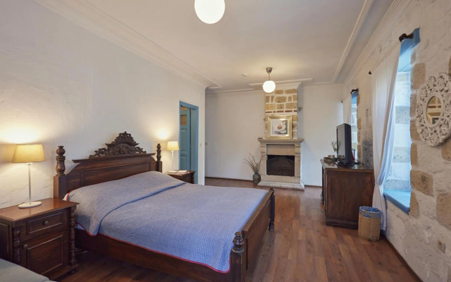 Alacati Zeytin Konak Hotel