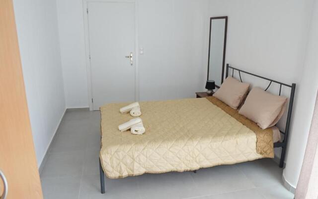Nikolas Family Apartments