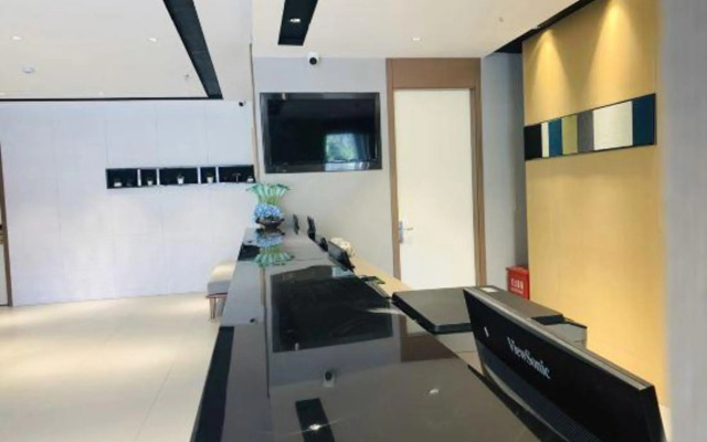 Homeinn Selected Hotel (Kunming Dianchi Road)