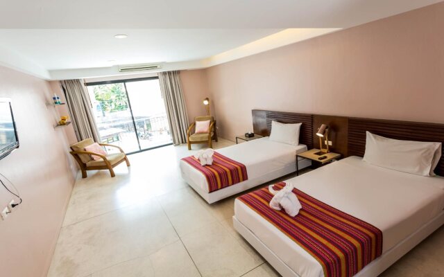 Moxi Boutique Hotel