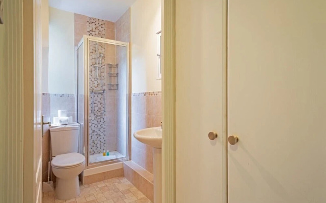 Spacious 1 Bed Apartment Near Kentish Town