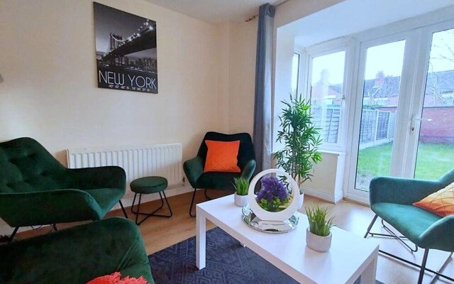 City Centre Home, Free Parking,wifi,netflix,tv