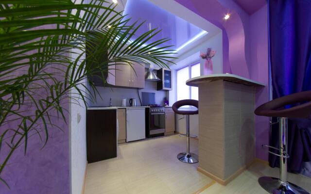 InnHome Apartments (ИннХоум) на улице Свободы 100