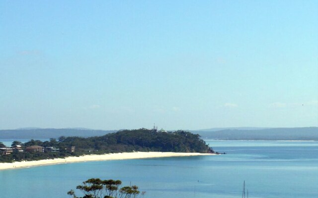 Blue Waters Unit 8 Shoal Bay