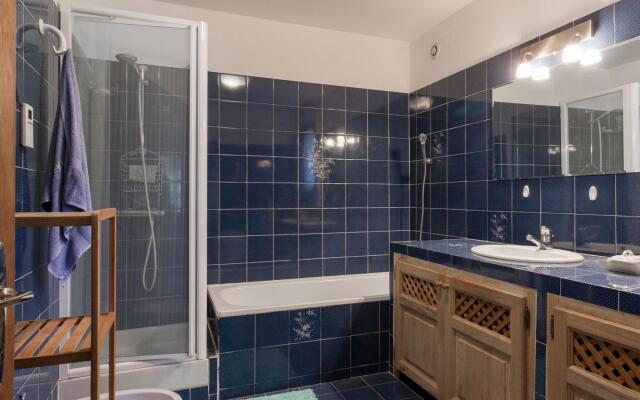 Serena Villa in Saignon With Private Swimming Pool