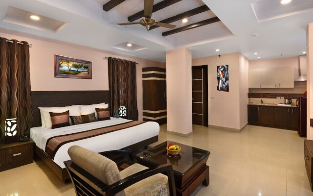 Le Crescent Hotel by Trot