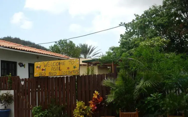 Asal Bed And Breakfast