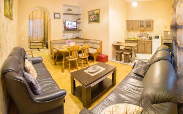 88 Davit Aghmashenebeli Avenue