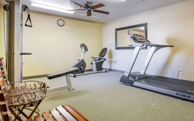 Comfort Inn Marina on the Monterey Bay