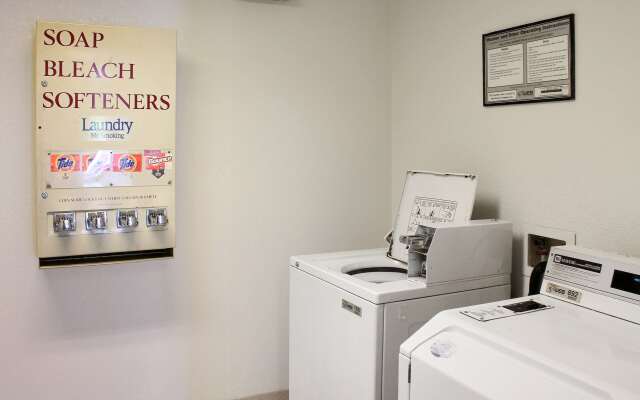 Motel 6 Atascadero, CA