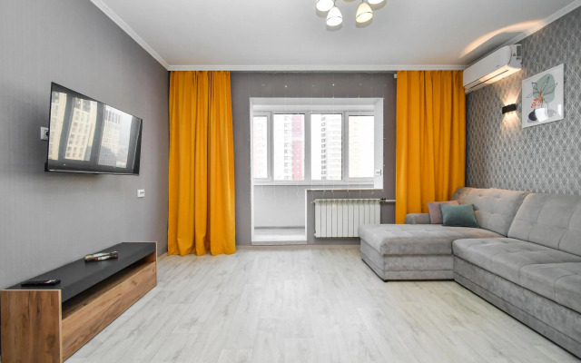 Апартаменты на улице Алексеева 99