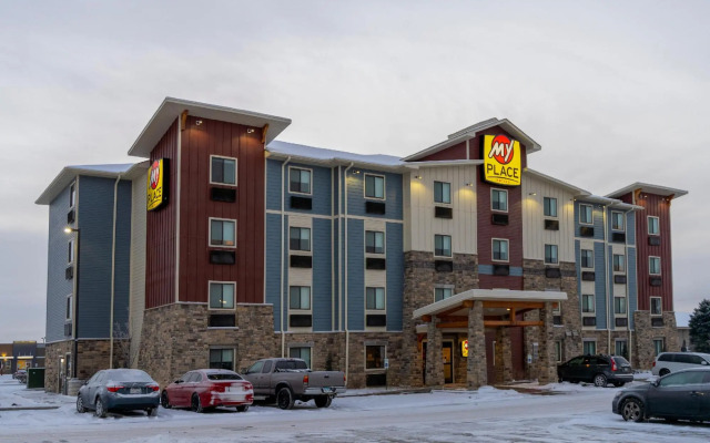 My Place Hotel - Shakopee MN