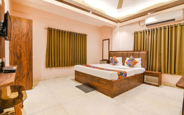 OYO 19552 Golden Deer Guest House