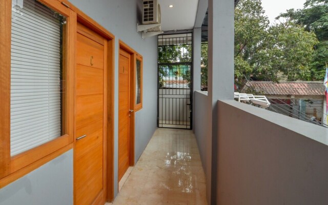 ZEN Rooms Basic Meruya Selatan