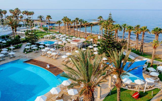 Louis Ledra Beach
