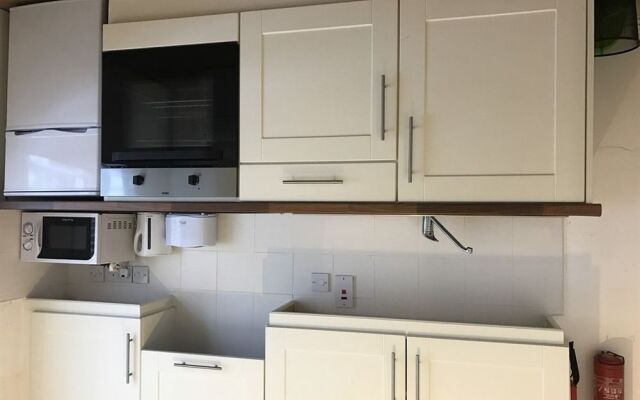 North Circular Serviced Accomodation