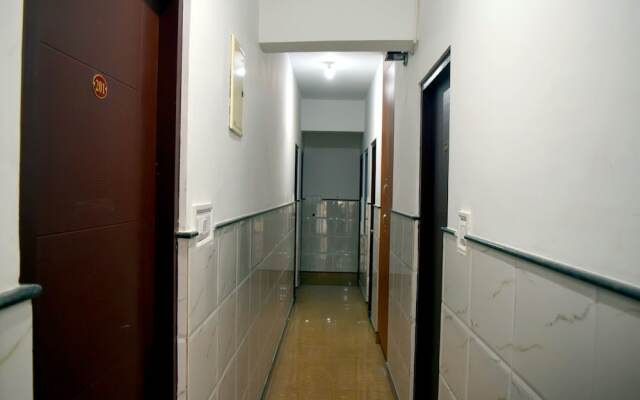 OYO 7898 Hotel Al Fa Inn