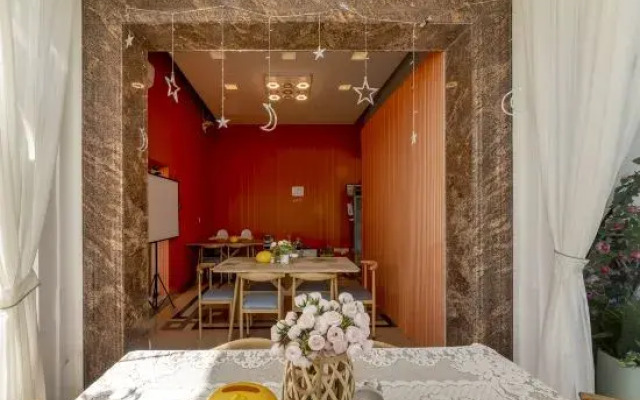 Holiday Kangaroo Homestay (Beihai Silver Beach Branch)