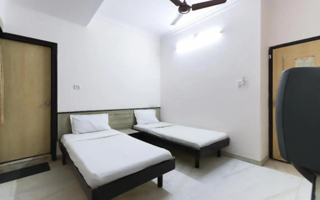 Hotel Geeta by OYO Rooms