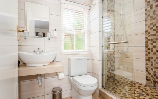 Lady Loch Country House