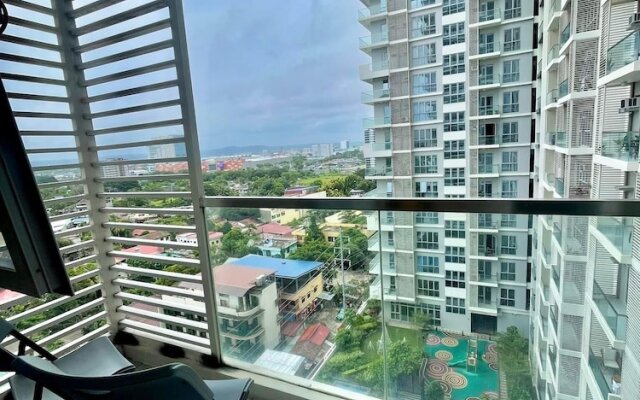 Lush 1Bedroom plus Maidsroom Megaworld39