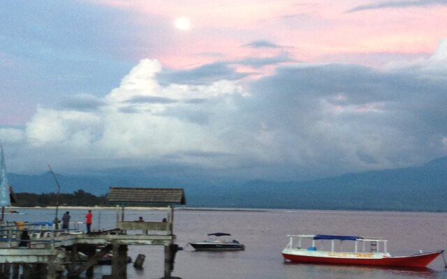 Gili T Resort