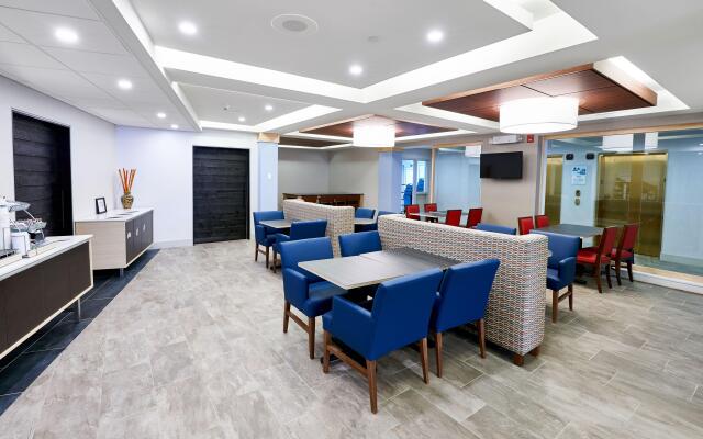 Holiday Inn Express Hotel & Suites Airport Dieppe by IHG