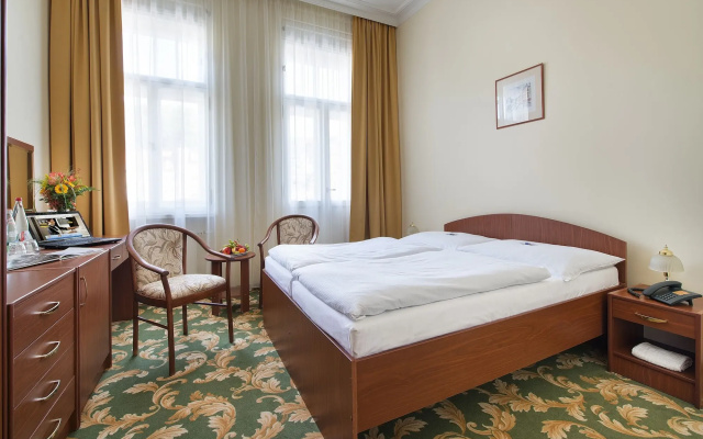 EA Hotel Elefant