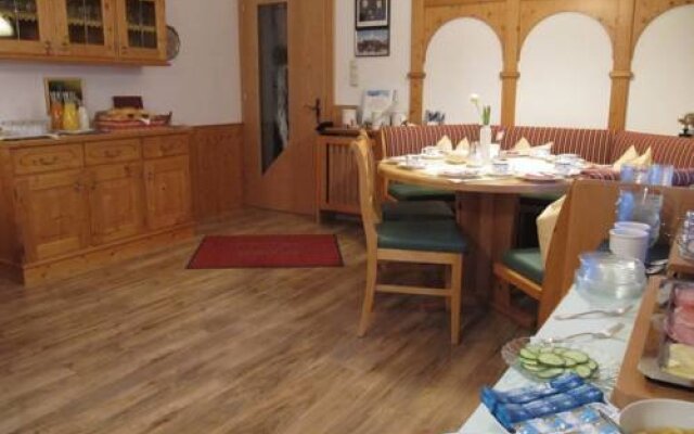 Haus Haueis