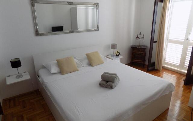 Grand View Apartment