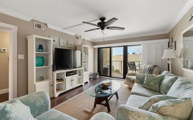 Castle Reef two bed two Bath Oceanview Condo
