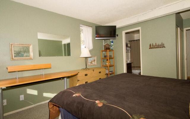 Mammoth Ski & Racquet Club #082