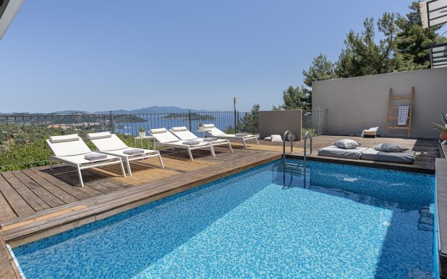 Superior Villa Cassiope With 3br, Private Pool And Stunning Sea Views