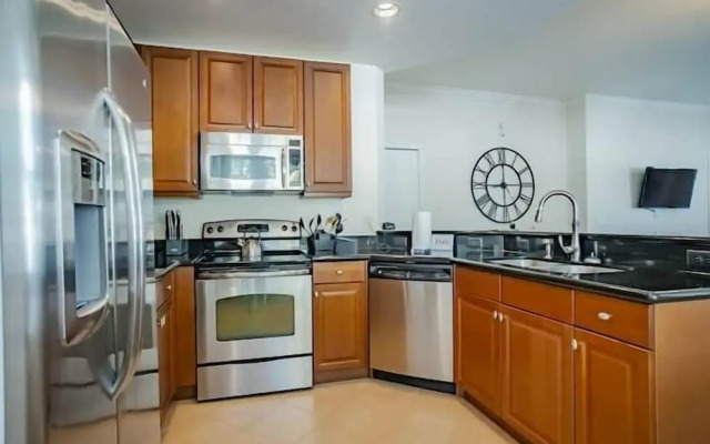 7521 MD - Reunion - Fantastic 3Bd Condo