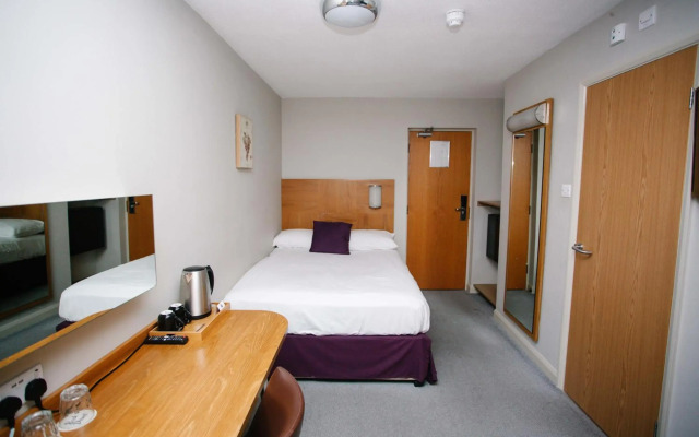 Corner House Hotel