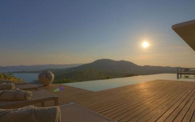 Samujana-Five Bedrooms Pool Villa - 3