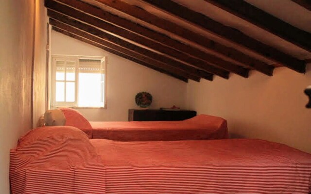 House With 2 Bedrooms in Sintra, With Wonderful City View, Enclosed Ga