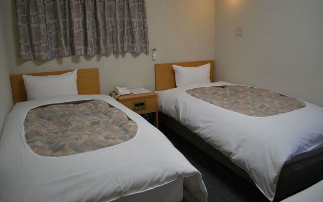 Warabi Palace Hotel