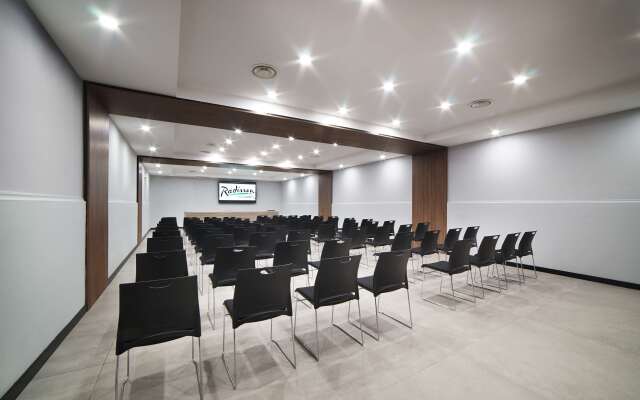 Radisson Hotel Nola Naples