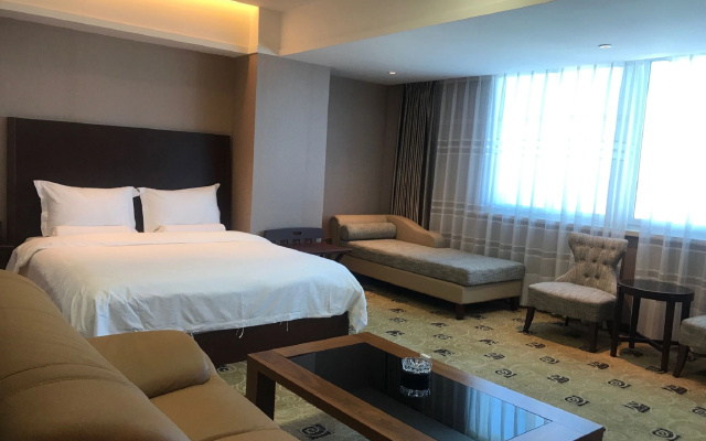 Sun Moon Lake Hotel – Guest Rooms – Dalian