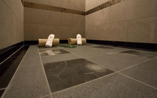 Hotel and Spa Lotus Modern – Adults Only