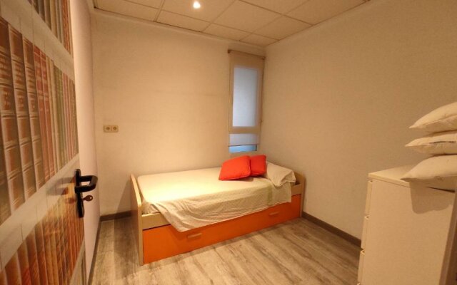 CHEAP & EQUIPPED apartament NEARLY CENTER