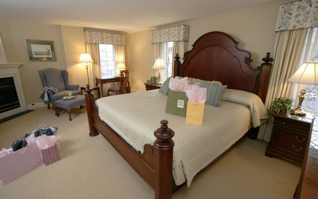 Lambertville House