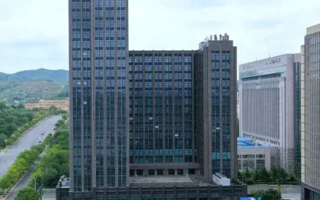 Yantai Baohua Mingdu Hotel