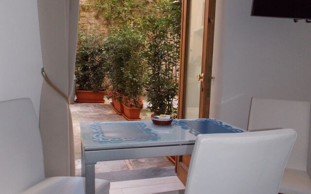 Palazzo Gargiulo Luxury Rooms & Suites